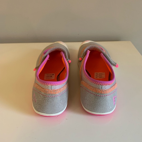 PLAE Kids Emme Sneakers - Silver and Pink - size 2 New With Tags - Picture 3 of 6